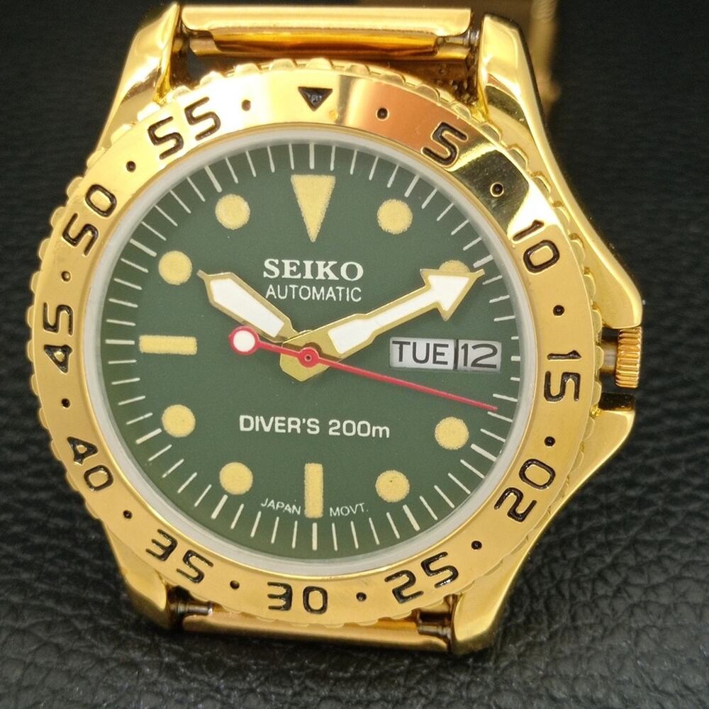 Vintage 1975 Seiko Diver Automatic Mens Gold Watch W/daydate & Green accents - Picture 3 of 9
